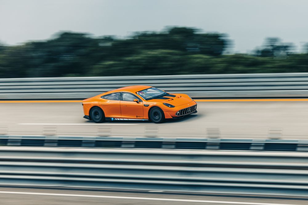 Konseptbilen AMG GXX fra Mercedes kjørte mer enn 40.000 km på litt over en uke.