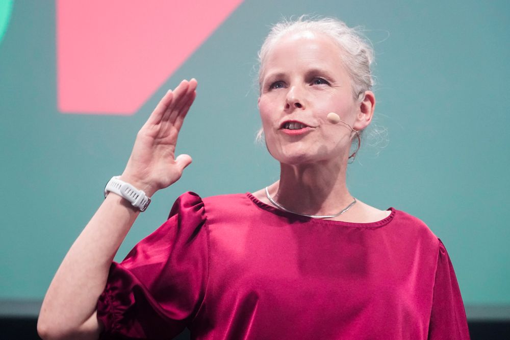 Partileder Kirsti Bergstø var på SVs valgvake mandag kveld tydelig på hva partiet mener om leting etter mineraler på havbunnen.