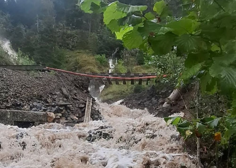 Raset har gått på strekningen mellom Moi og Heskestad i Lund kommune.