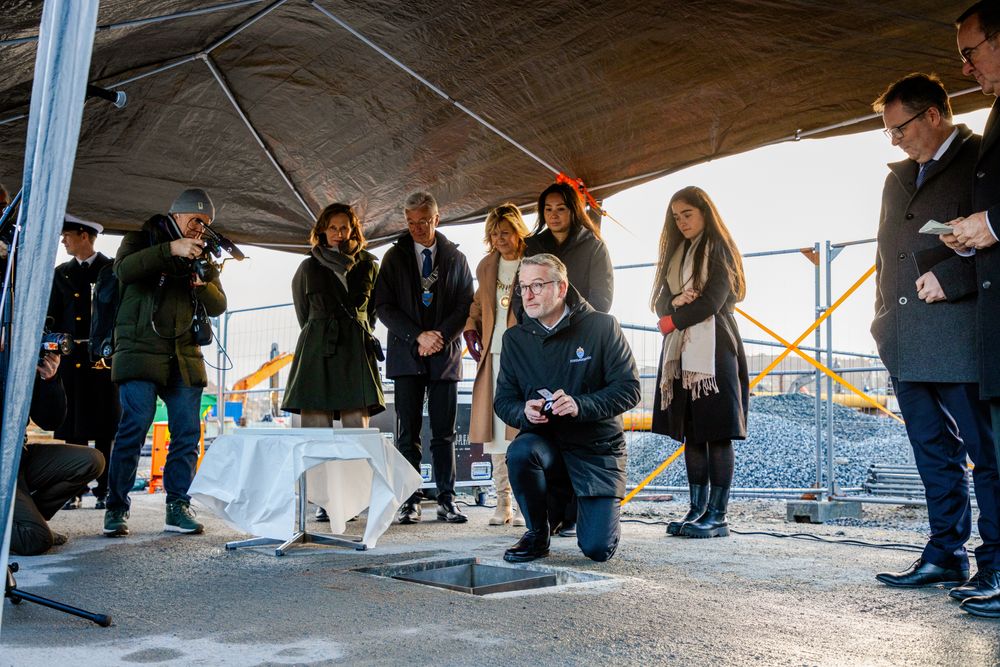 Sjef Forsvarsbygg Thorbjørn Thoresen på Haakonsvern, i forbindelse med at grunnsteinen for ubåtsenteret ble lagt ned i desember.