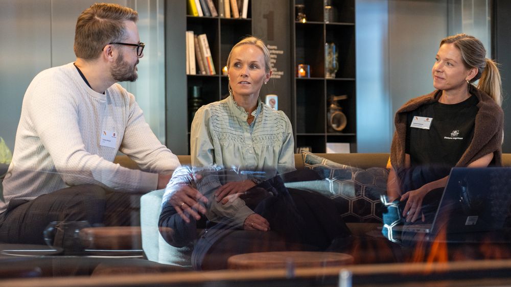 F.V. Tommy Johansen, Marita Ruud Gundersen og Jeanette Andersen. 