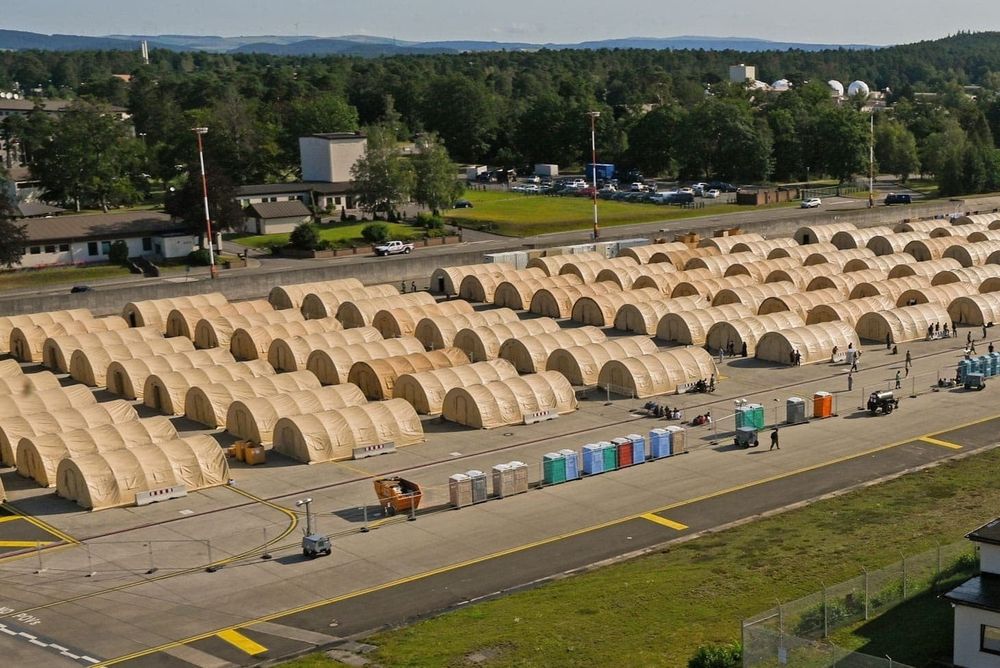 USA vil forberede et slikt teltanlegg på det omforente området ved Rygge flystasjon. Bildet viser Alaska Small Shelter System-teltbrakker ved Ramstein-flybasen i Tyskland.