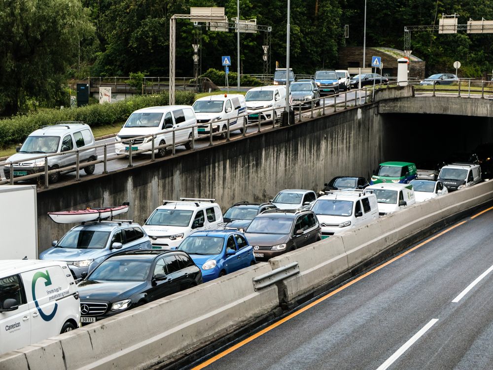 Nå er mer enn halvparten av bilene som passerer bomringen, elbiler.