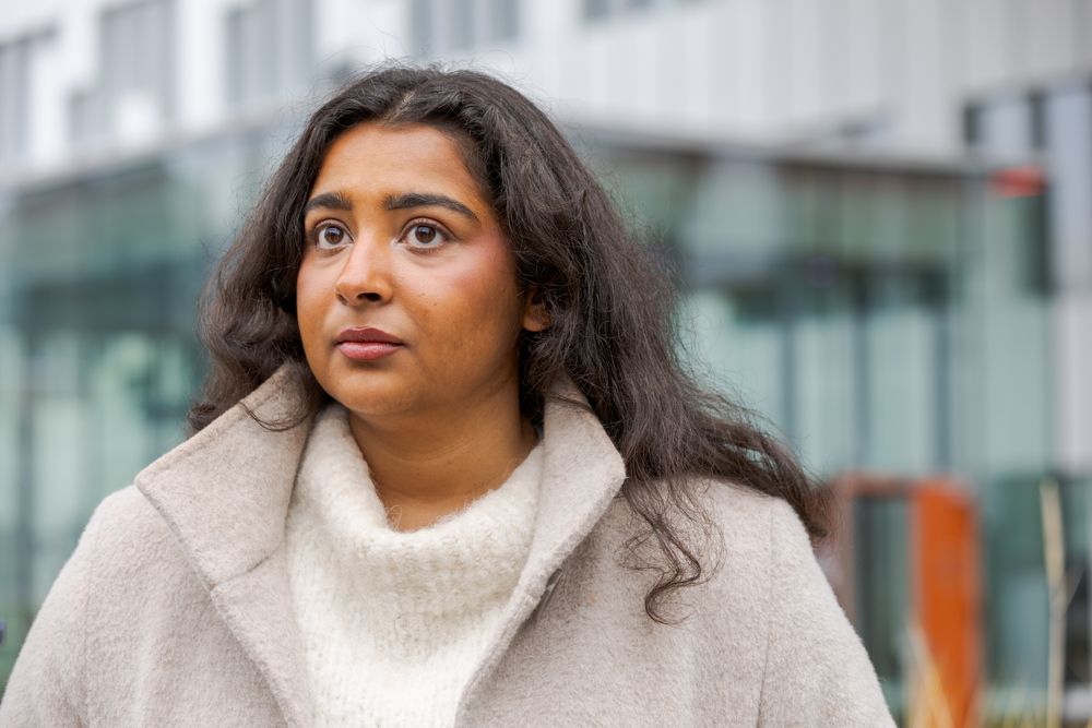 Nimrah Ramzan i AUF sier til TU at det ikke er godt nok at oljebransjen ikke ser ut til å nå klimamålene som er satt, selv om energiministeren mener det er til å leve med.