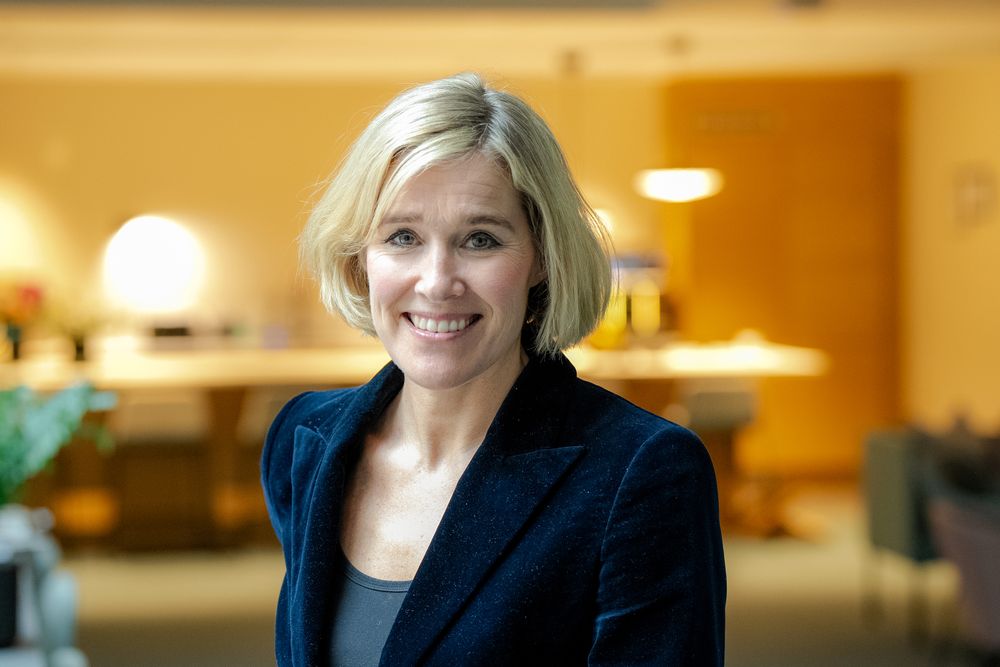 Maren Synnevåg er markeds- og kommunikasjonsdirektør i Columbus Norge, som lanserer et eget KI-program for kvinner.