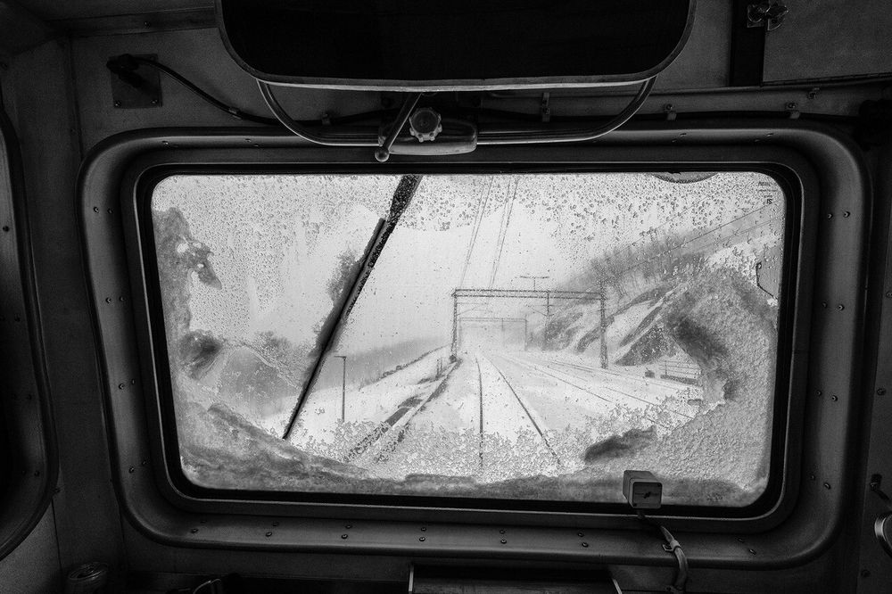 Det er krevende vær på Ofotbanen og Malmbanen. Arktisk klima passer bra til å teste ny jernbaneteknologi.