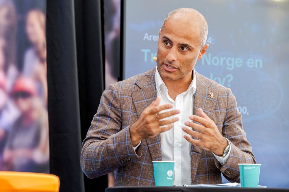 − Samtidig som et oppdatert politi er ekstremt viktig, så er jo disse tallen til å få bakoversveis over, mener Mahmoud Farahmand (H).