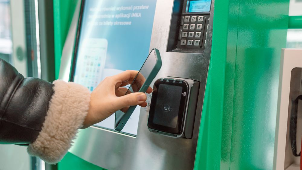 NFC-teknologien har mange nyttige bruksområder, men kan også misbrukes av ondsinnede aktører – noe vi nå har et nytt eksempel på.