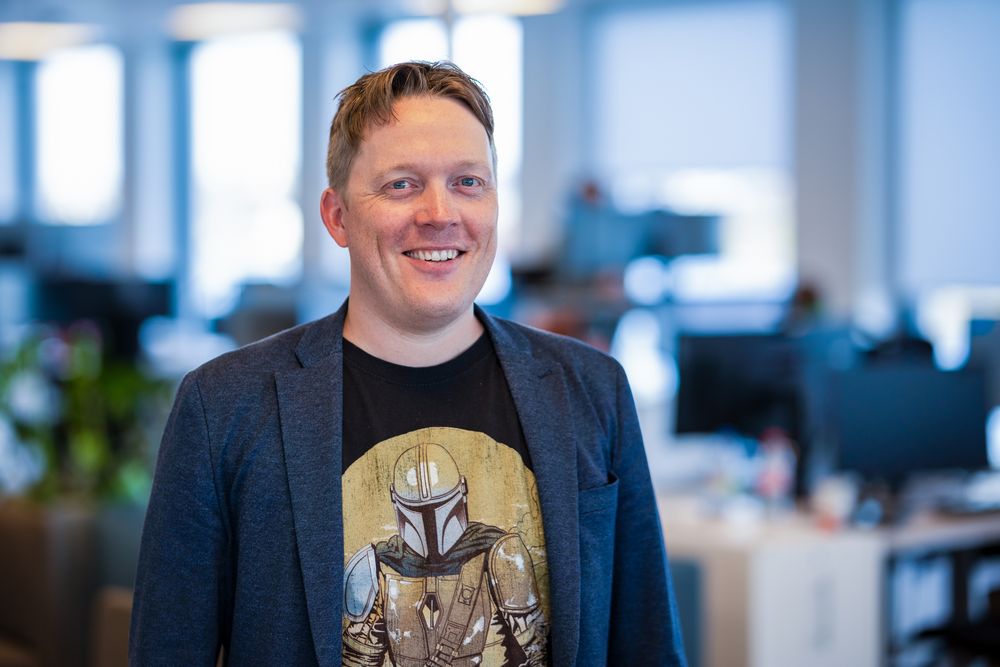 Tross noen forsinkelser er Andreas Gjertin Rafaelsen trygg på at prosjektet kommer i mål. Fristen er absolutt.