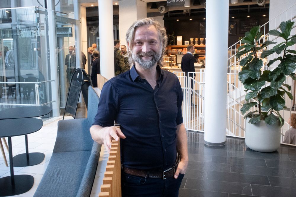 Nicolai Løvdal er bærekraftsansvarlig i Nasjonal kommunikasjonsmyndighet. Her fotografert under Mobil Agenda på Fornebu.