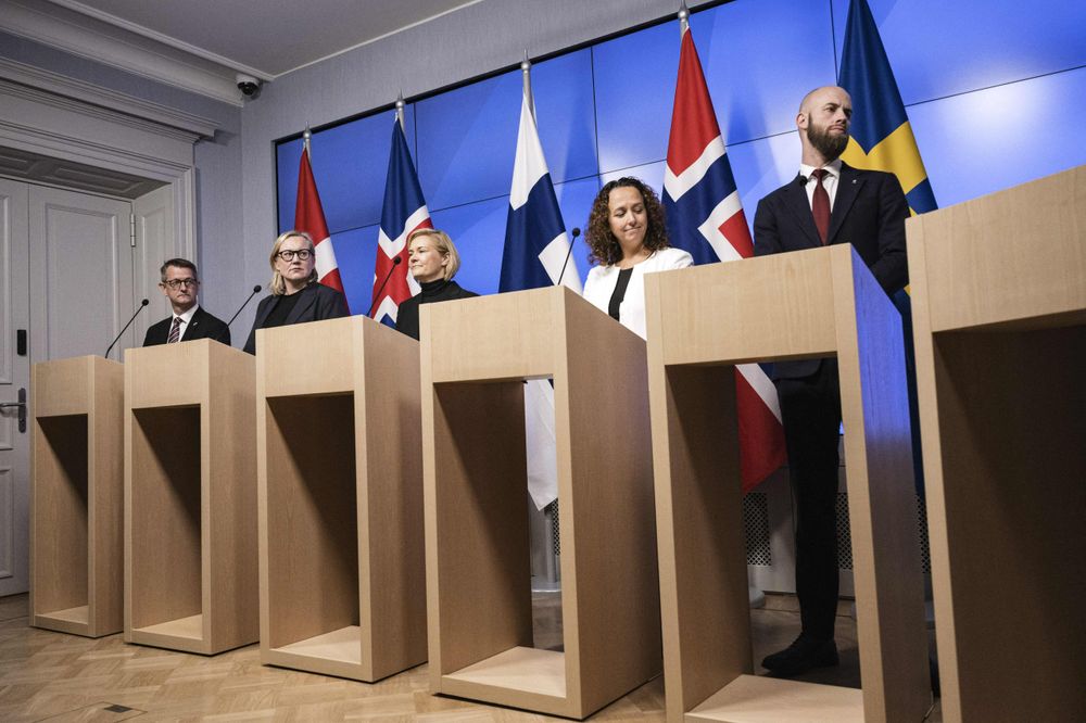 Danmarks minister for beredskap, Torsten Schack Pedersen, Islands justisminister, Thorbjörg Sigríður Gunnlaugsdóttir, og Finlands innenriksminister, Mari Rantanen sammen med statssekretær fra justis- og beredskapsdepartementet,
Kristine Kallset (Ap).