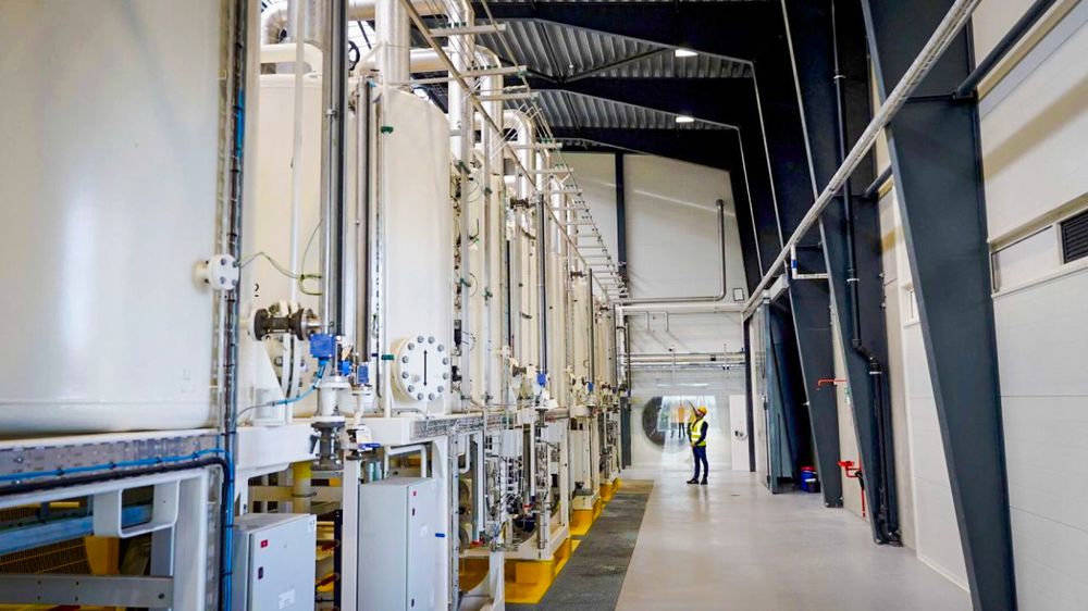 Hysynergy-fabrikken kan fremstille åtte tonn grønt hydrogen om dagen.