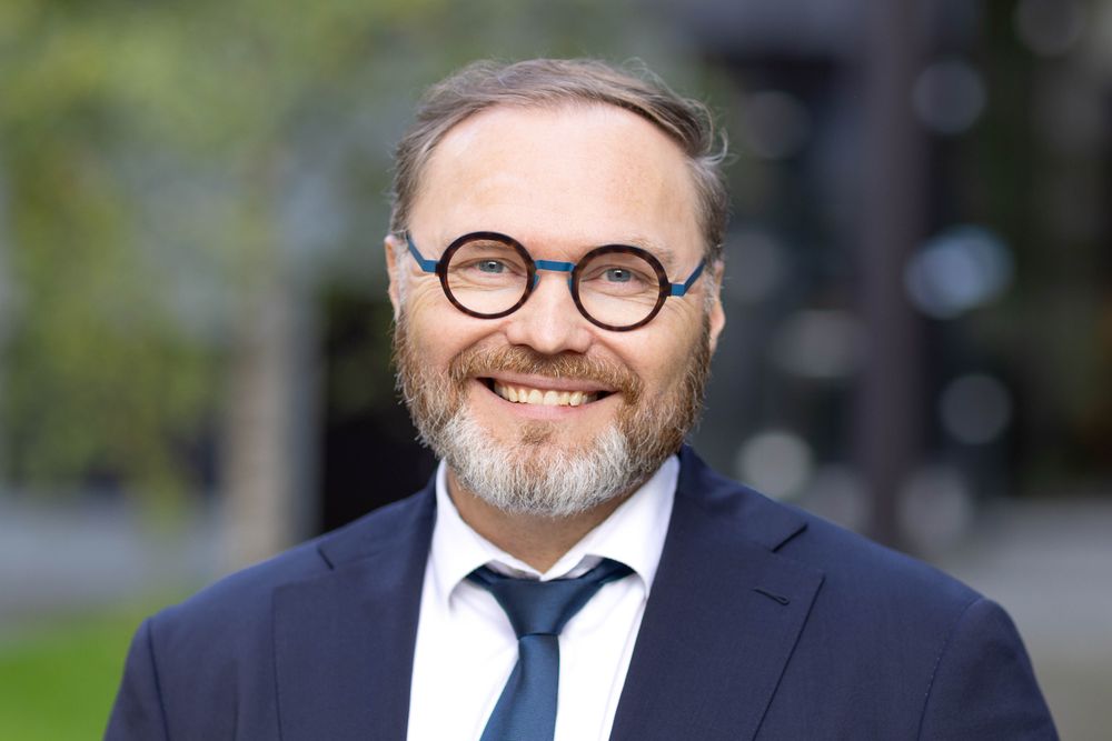 Slik jeg ser det, er ingen andre bransjer like gode på å utdanne våre nyutdannede som de konsulentbaserte virksomhetene, skriver Jens Middborg i Vivicta.