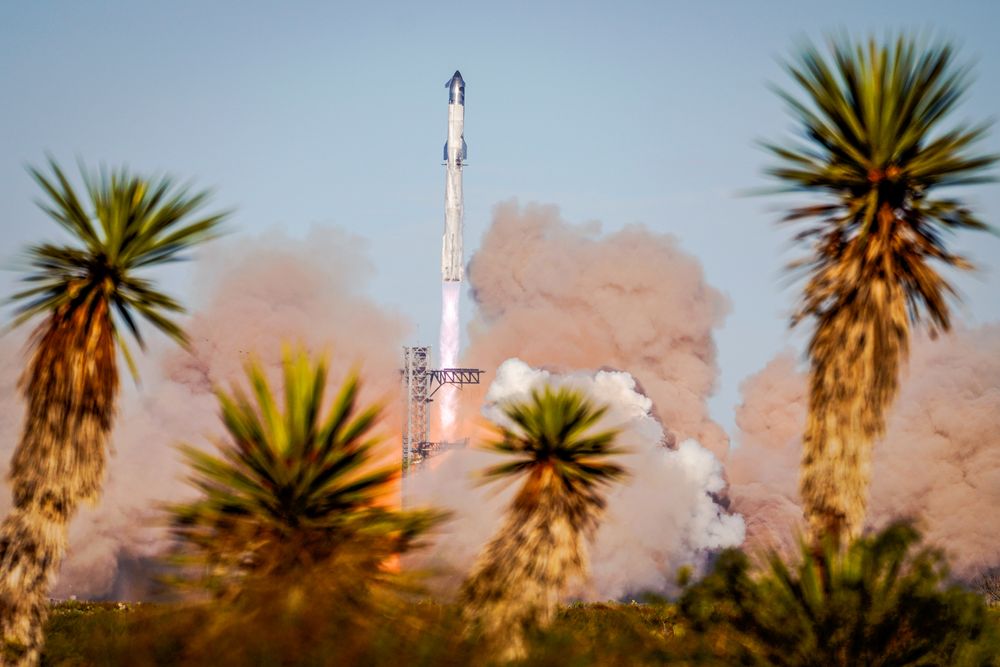 Fra SpaceX sin syvende testoppskyting av selskapets gigantiske Starship-rakett.