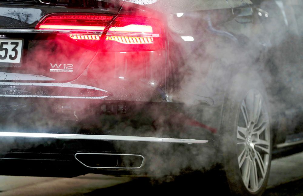 Nye europeiske biler vil trolig kunne slippe ut klimagasser etter 2035.