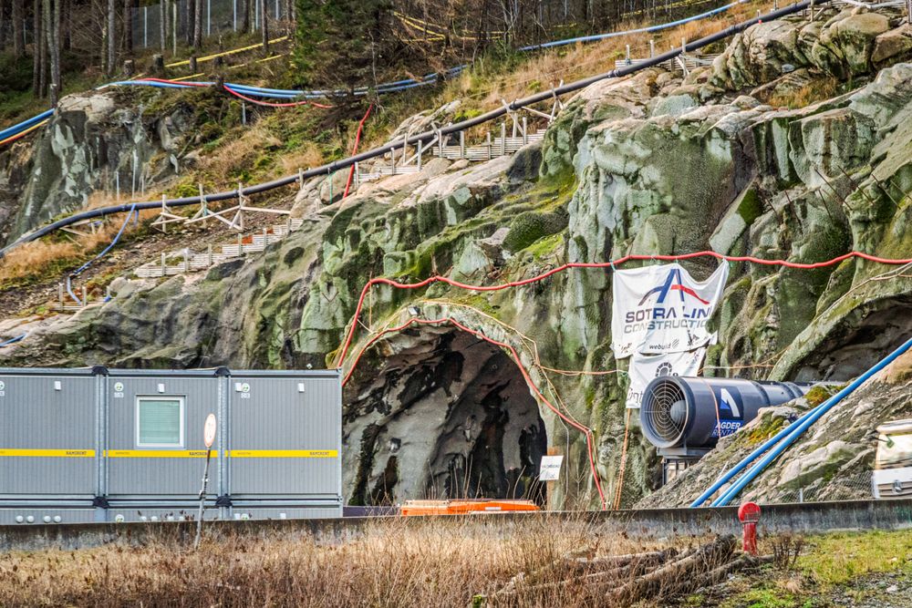 Entreprenøren bak Sotrasambandet varsler betydelige forsinkelser og en fastlåst konflikt med Statens vegvesen i utbyggingen av det nye veisambandet mellom Bergen og Øygarden.