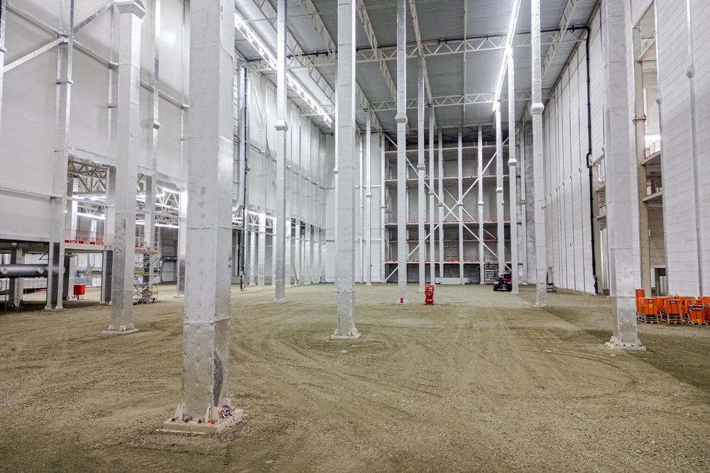 Her skulle det blitt batterifabrikk, men lokalet har stått tomt i lang tid. Nå er det klart at de ikke får strømreservasjonen tilbake igjen. 