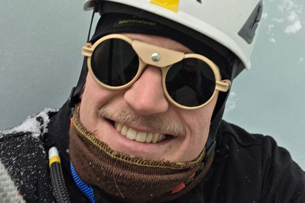 Ravn Rydtun tok dette bildet fra en av de første dagene etter ankomsten til Antarktis. I løpet av de neste månedene skal han og kollega Morten Hervik etablere en ny målestasjon.