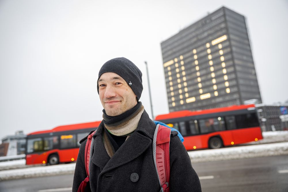 Senioringeniør Tim Dunker i Nkom har ledet arbeidsgruppa som har laget utredningen om en jammesikker statlig tidstjeneste bygget på et landsdekkende nett av atomur.