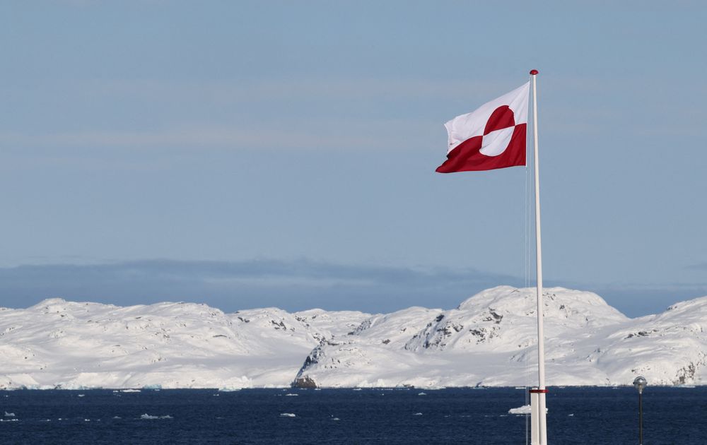 Grønland er i likhet med Danmark låst til Microsoft. Det kan gjøre det lettere for USA å spionere på dem. 