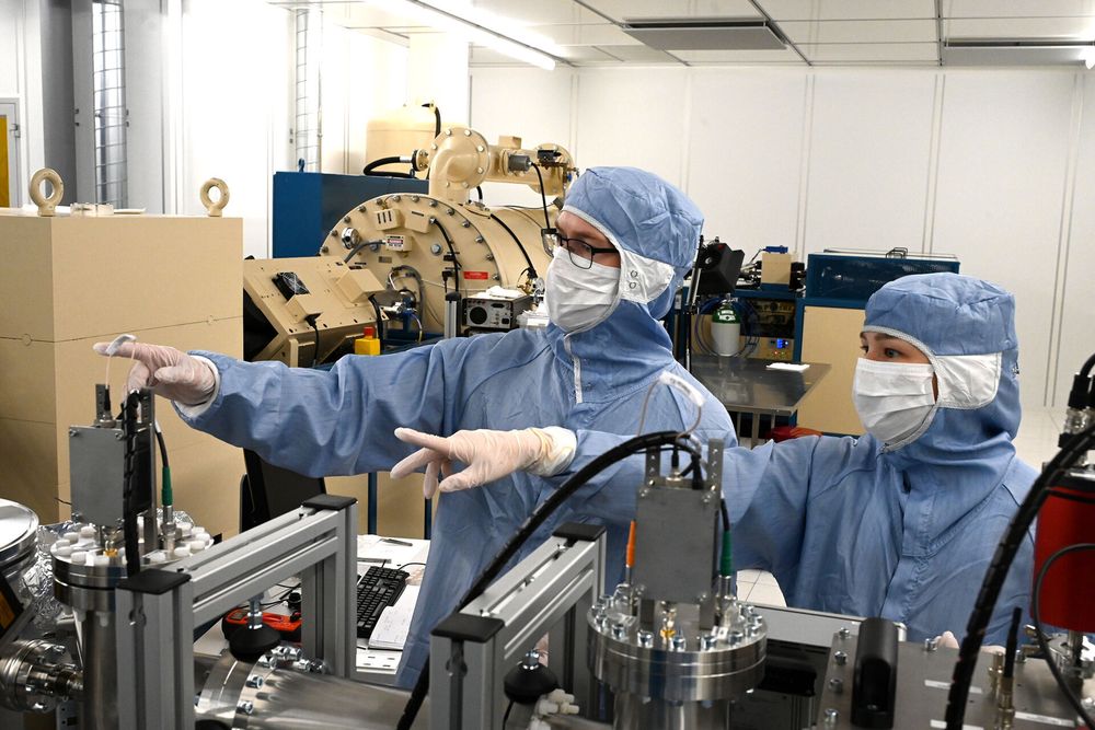 Finans, KI, energi- og helsesektoren – alle har behov for kvantekunnskap. Bildet er fra UiOs Minalab.