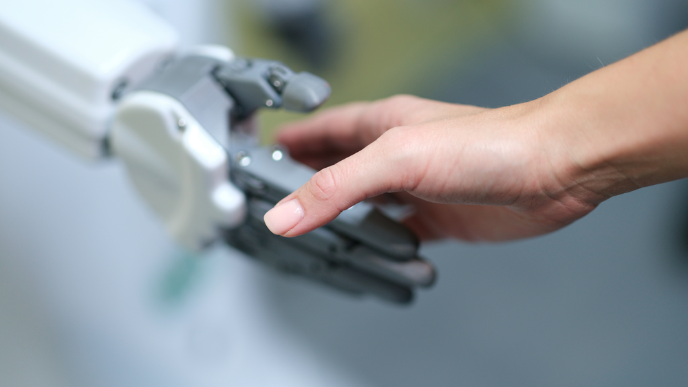 Mennesker og KI i harmonisk sameksistens er tilsynelatende målet til det nye initiativet «Humans&».