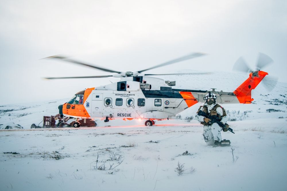 Et AW101-helikopter på øvelse med Heimevernet i november.