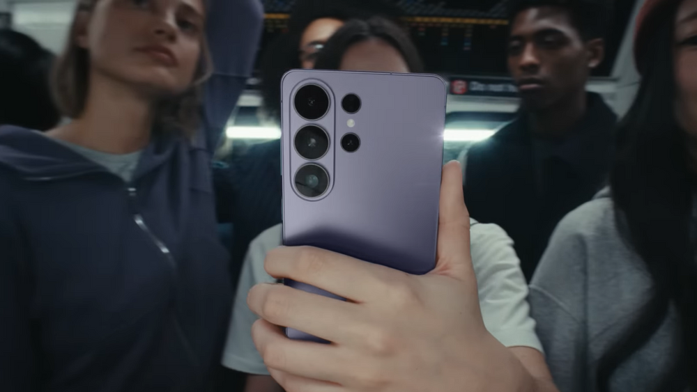 Den nye personvern-modusen til Samsung Galaxy S26 Ultra skal gjøre det enklere å bevare personvernet i folketette omgivelser.