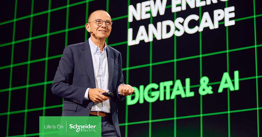 Olivier Blum, CEO i Schneider Electric fremhever at bærekraft både er en driver for ytelse og for positiv samfunnseffekt. 