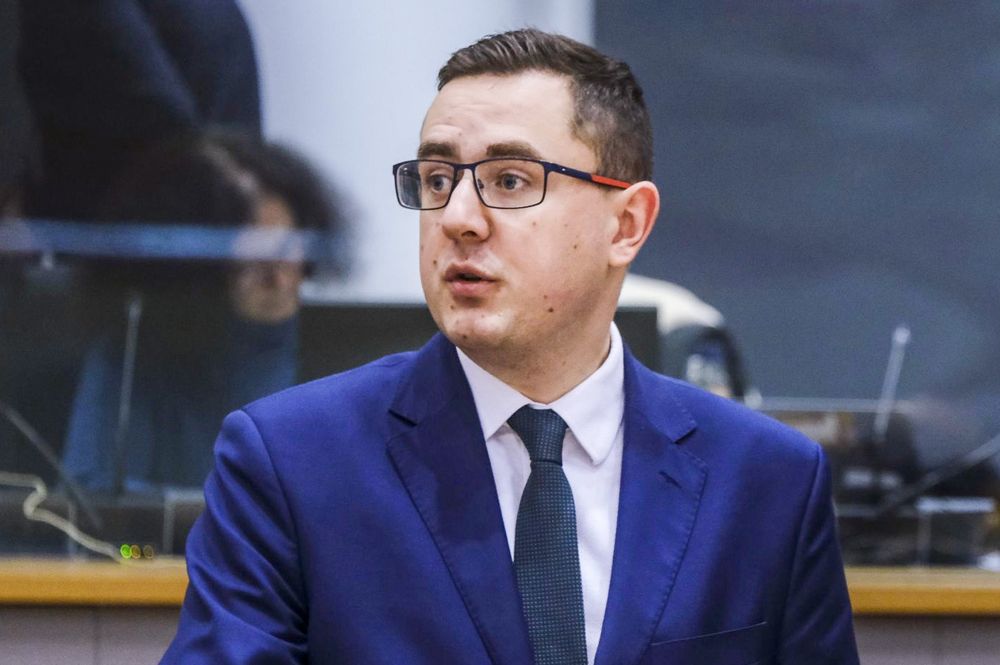 Polens energiminister Miłosz Motyka oppfordrer europeiske energiselskap til å oppdage og reagere på hackerangrep raskt. 