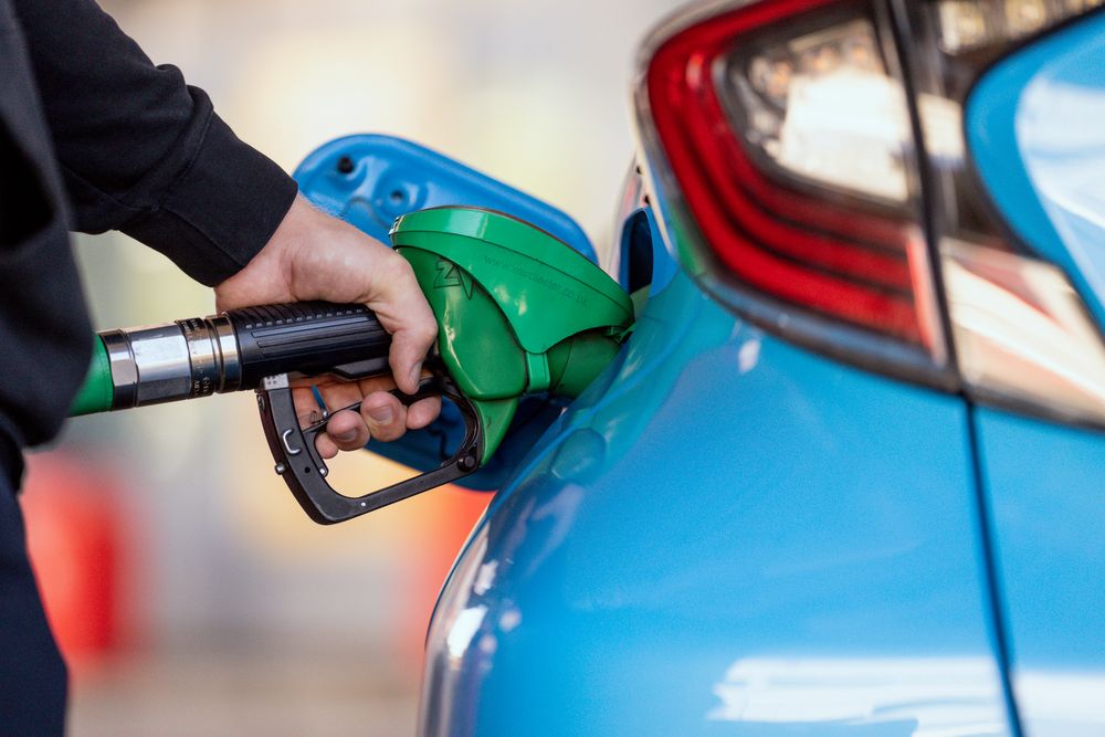 Husholdningene som har en bensin- eller dieselpris, vil merke økningen i oljeprisen først, sier sjefanalytiker Thina Saltvedt i Nordea.