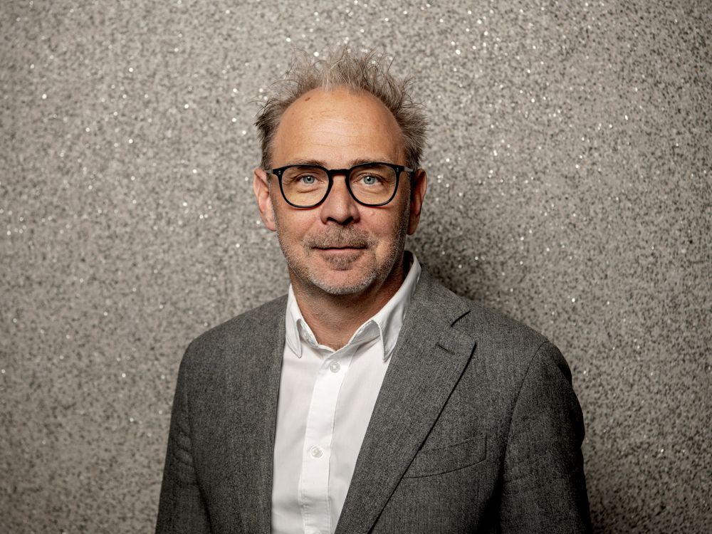 Rektor Helge Thorbjørnsen ved NHH er stolt over egen høyskole for den innovative måten å utvikle strategi for de fire neste årene. 