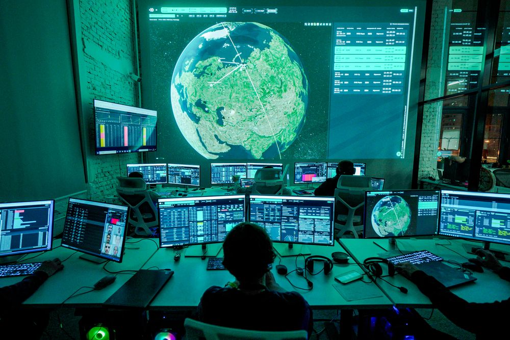 Kontrollrommet for satelittoperasjonene til russiske Bureau 1440.
