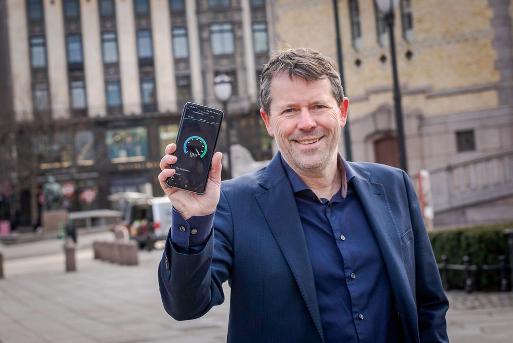 Ric Brown er leder for privatmarkedet i Telenor Norge, og mener Tefficient bommer på mye i rapporten de har laget for Digitaliseringsdepartementet om prisnivået på mobil og bredbånd i Norden.