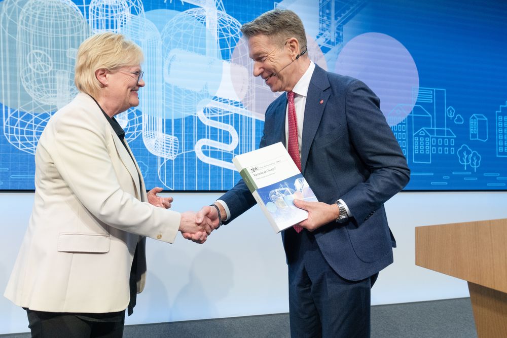 Kristin Halvorsen sier at det har vært «fantastisk morsomt» å lede Kjernekraftutvalget. – Vi har lært så mye, ikke minst av hverandre, sier hun. I dag overleverer hun rapporten til energiminister Terje Aasland (Ap). 