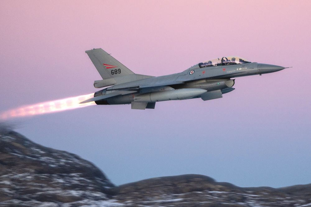 Norge har donert F-16-kampfly til Ukraina.