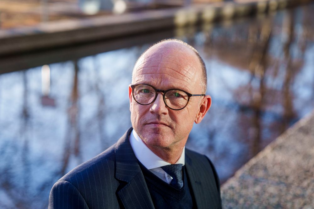 Administrerende direktør i NHO, Ole Erik Almlid, er bekymret over beredskapslagrene for drivstoff i Norge.