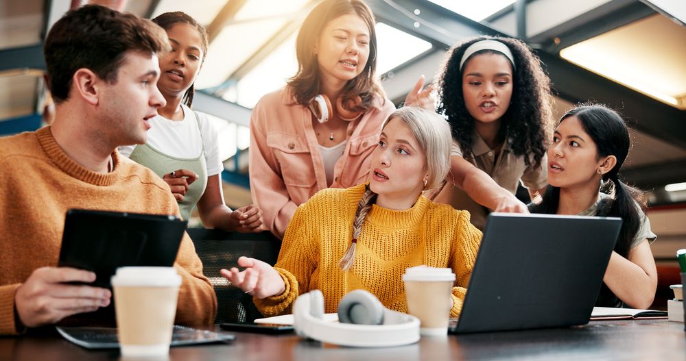 Det forventes at sluttbrukerne utøver kildekritikk. Men forskning og erfaring tilsier vi har stor tiltro til informasjon som fremstår faglig og konsistent, skriver innleggsforfatteren.