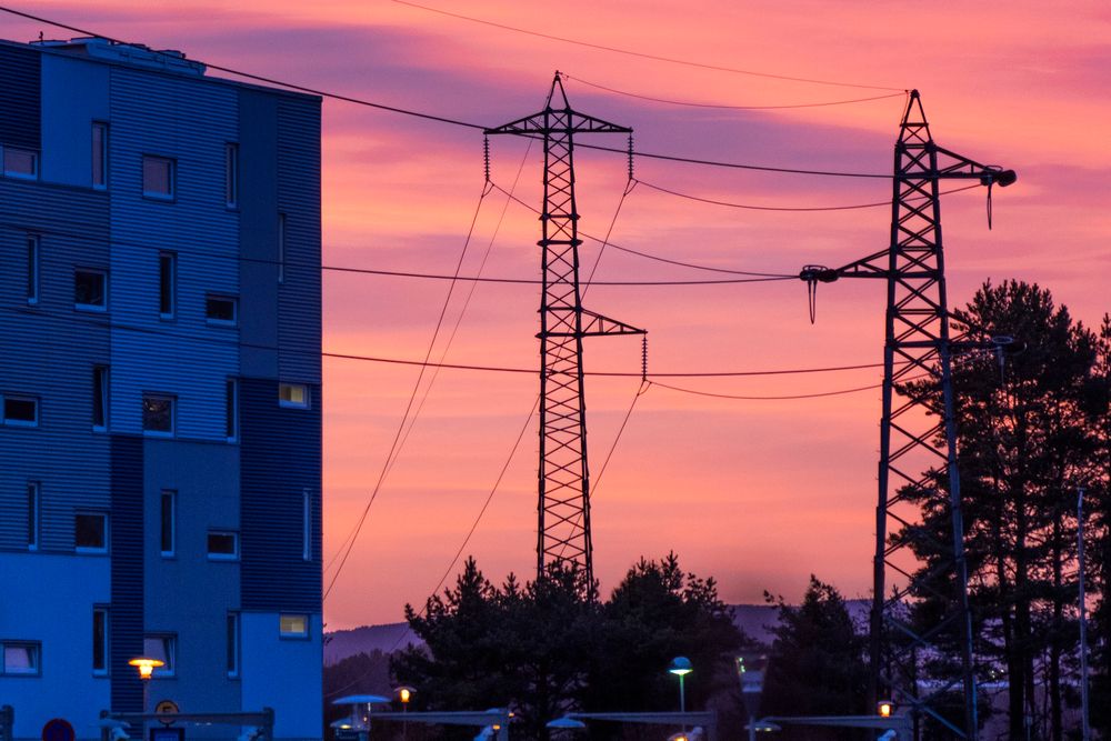 For perioden januar til og med mars i år vil staten tjene rundt 13,6 milliarder kroner bare på den delen av strømprisen som overgår 40 øre per kilowattime, ifølge Fornybar Norge. 