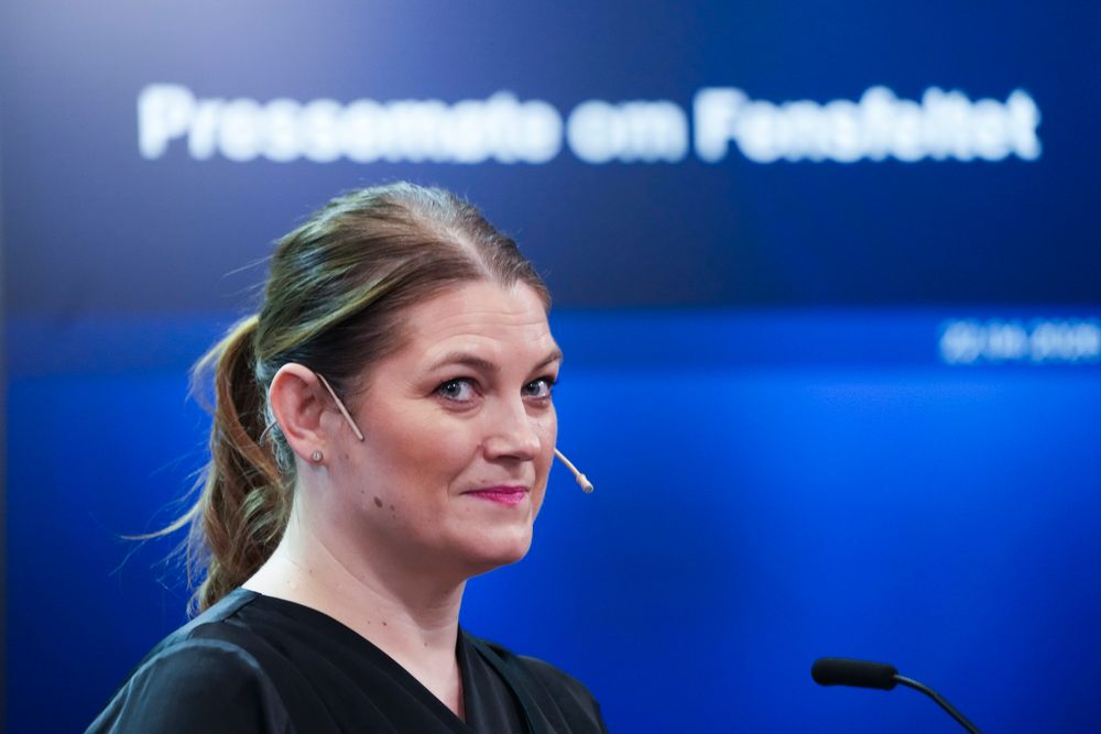 Næringsminister Cecilie Myrseth under et pressemøte forrige måned om Fensfeltet i Telemark.