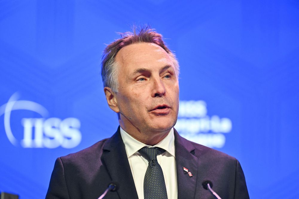 Norges forsvarsminister Tore O. Sandvik deltok i helgen på forsvars- og sikkerhetskonferansen i Singapore.