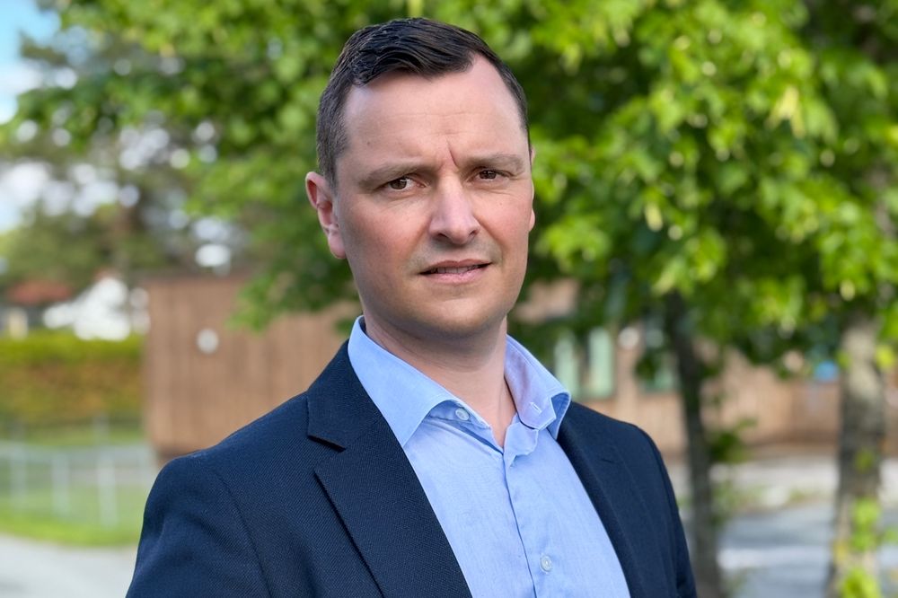 «På norsk jord» kan høres ut som et ferdig svar. For noen typer data er plassering viktig. For styring og beredskap er det bare én del av bildet, skriver Tor Christian Klaussen i Redpill Linpro CloudOps.