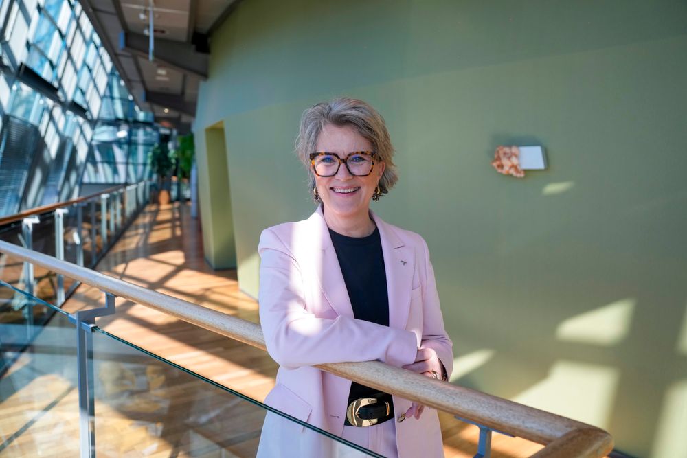Telenor og konsernsjef Benedicte Fasmer satser ytterligere i Sverige og vil overta en kontrollerende andel i bredbåndsleverandøren Bahnhof