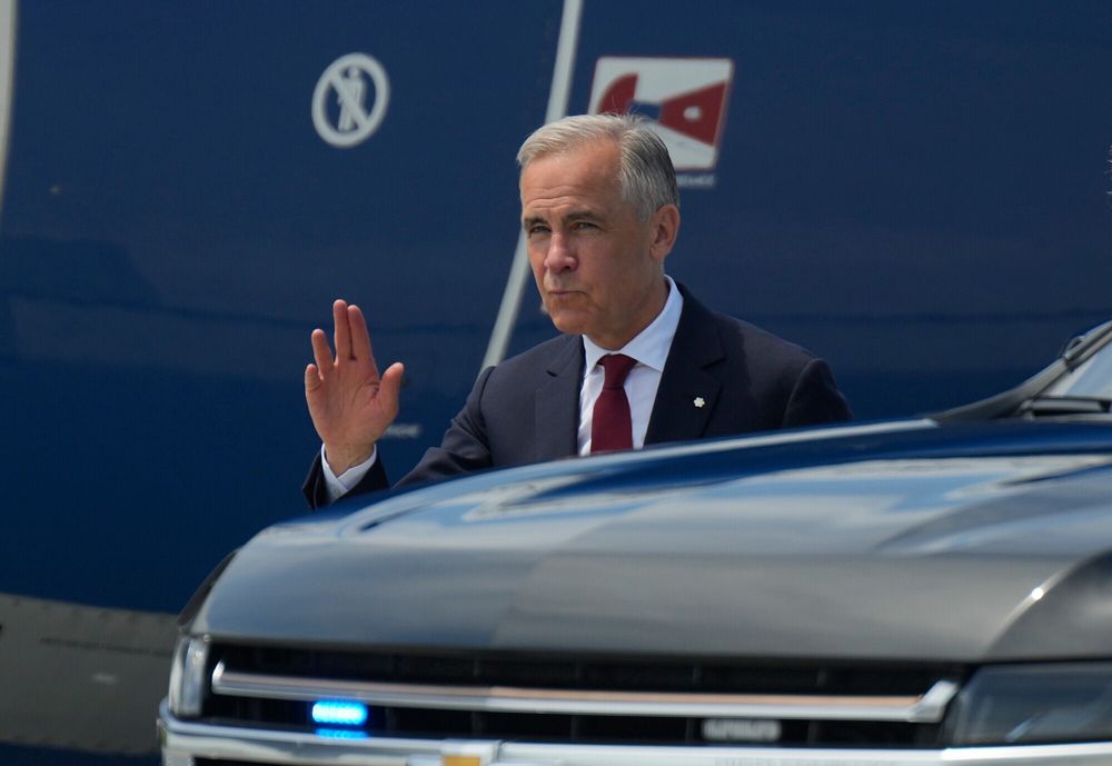 Canadas statsminister Mark Carney i Ottawa mandag før han dro til Ankara.