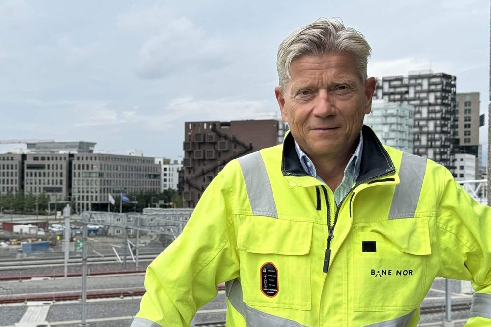 Bane Nor er omtrent fem uker inn i sommerarbeidet og ligger stort sett i rute ifølge regionsdirektør Lars Berge.