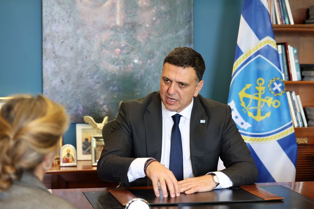 Hellas' sjøfartsminister Vassilis Kikilias og resten av den greske regjeringen fryktet at sanksjoner mot russisk gasseksport ville skade egne rederier.