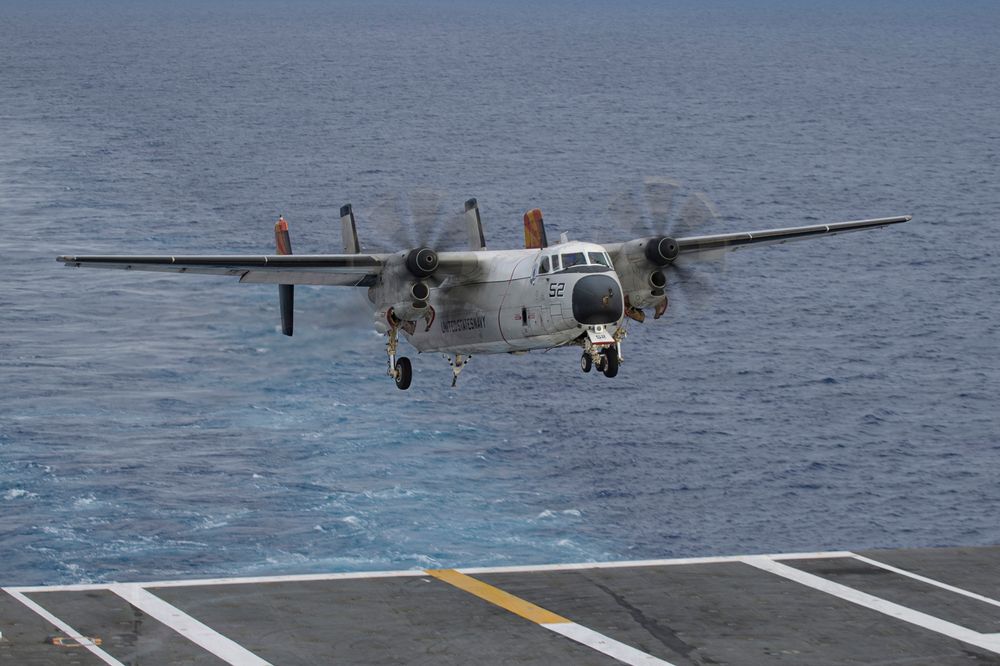 Den siste landingen med et C-2A Greyhound-fly på et hangarskip skjedde på USS Nimitz 25. juni 2026.
