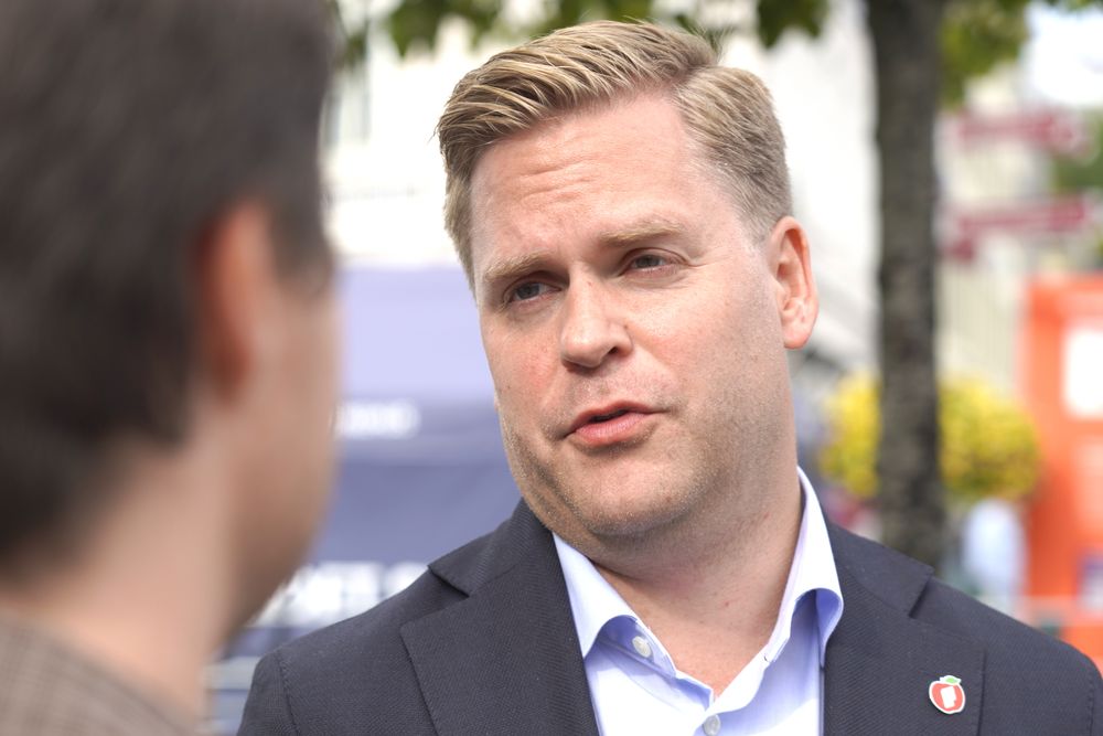 Frps Kristoffer Sivertsen vil bruke mer av den norske gassen her hjemme og advarer mot å følge i britenes fotspor.