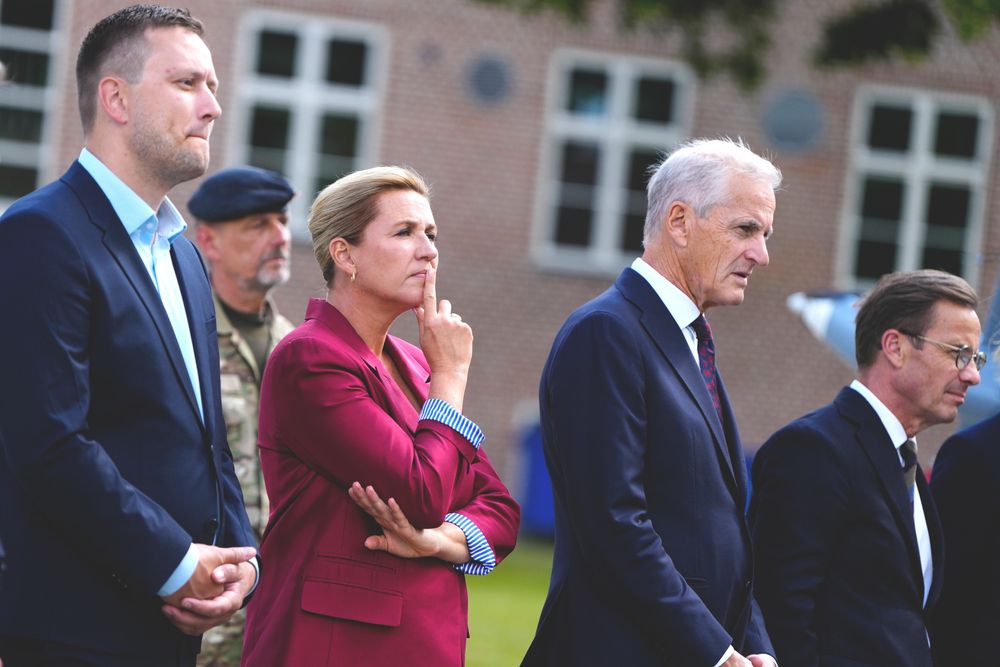Statsminister Jonas Gahr Støre (Ap) møtte torsdag sine nordiske kolleger på Sjælland i Danmark. Her flankert av sin danske og svenske kollega Mette Frederiksen og Ulf Kristersson. 
