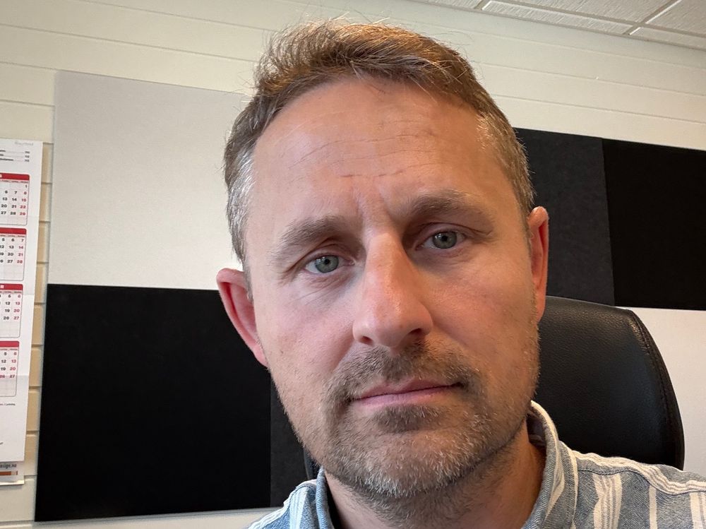 – Vi har ikke den samme muligheten til å si at noe ikke er vårt fagfelt, sier Raymond Johan Johansen i Sørreisa kommune.